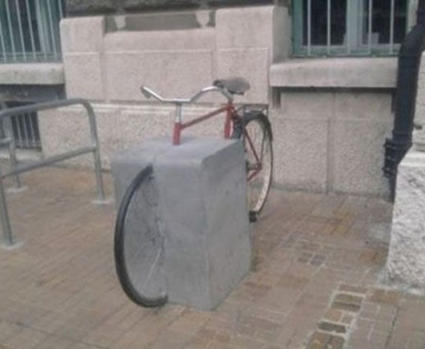   Ai biết rằng để lại chiếc xe đạp của bạn không giám sát có thể kết thúc như thế này ..?  
