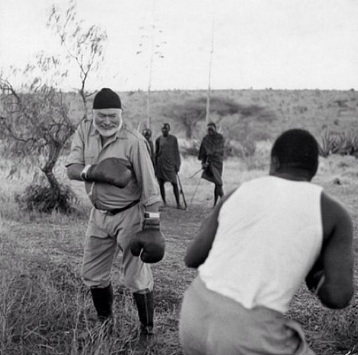   Quyền anh Ernest Hemingway ở Châu Phi  