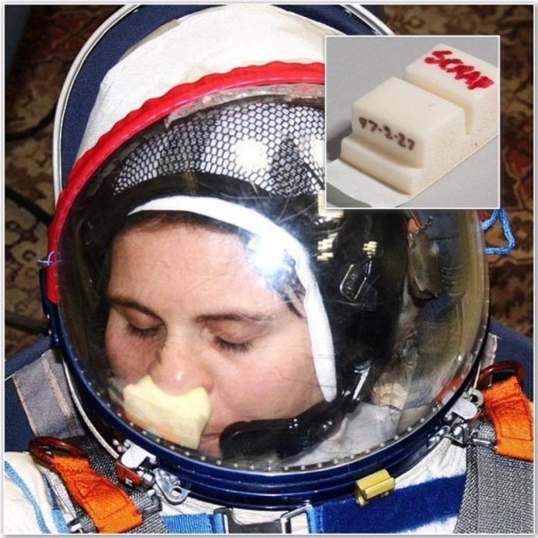 Một thiết bị bảo vệ mũi cho phi hành gia