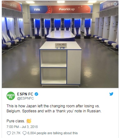 Đội Nhật Bản dọn dẹp phòng thay đồ của họ và để lại lời cảm ơn bằng tiếng Nga sau khi thua tại World Cup 2018