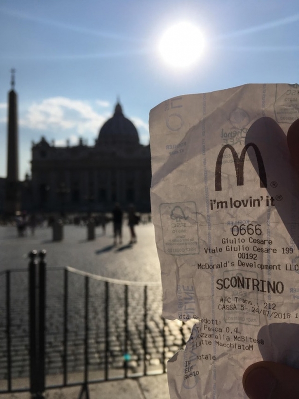 Tôi nhận được hóa đơn này khi đứng bên ngoài của thành phố Vatican