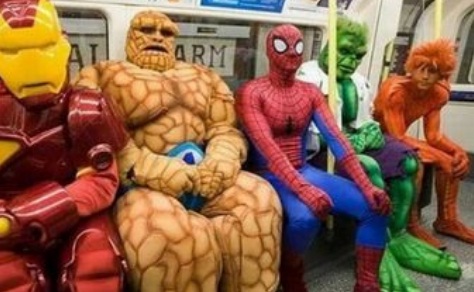 Biệt đội siêu anh hùng đi xe bus
