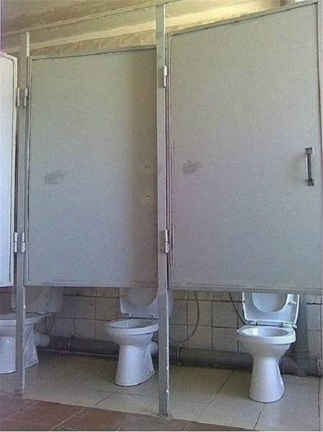 Nhà vệ sinh thế này dù có mắc đến mấy cũng phải chịu thua