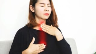 Sai lầm khiến khàn tiếng kéo dài và giải pháp cải thiện