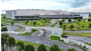 Bệnh viện Bạch Mai cơ sở Ninh Bình sẵn sàng hoạt động, bố trí 1.300 cán bộ y tế phục vụ khám chữa bệnh