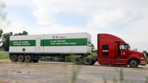 VPBANK đưa 4 container xét nghiệm COVID-19 vào tâm dịch phía Nam