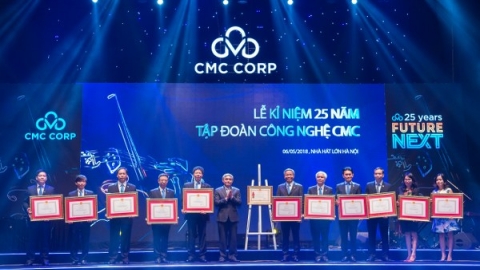 CMC nhận Huân chương Lao động Hạng Ba lần thứ 2 nhân dịp kỷ niệm 25 năm thành lập