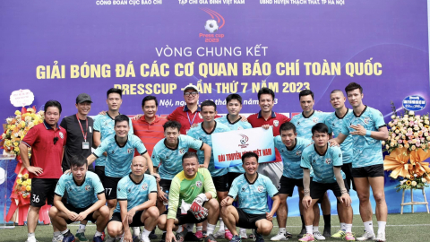 Thắng kịch tính trên loạt luân lưu, FC Đài Truyền hình Việt Nam vô địch Press Cup 2023