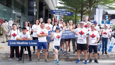 Sun Life VN tham gia chạy bộ Terry Fox 2018 ủng hộ Quỹ nghiên cứu bệnh ung thư