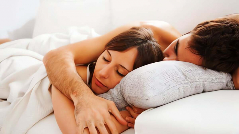 Làm sao để tìm lại cảm giác thăng hoa trong phòng ngủ?