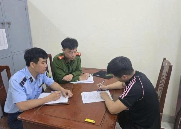 “Chặt chém” du khách 200.000 đồng/lượt phí trông giữ xe tại Sầm Sơn