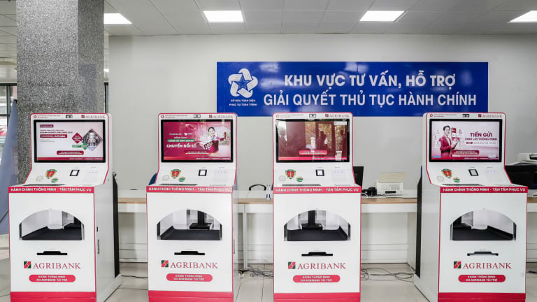 Agribank đồng hành cùng tỉnh Quảng Ninh triển khai mô hình Kiosk thông minh
