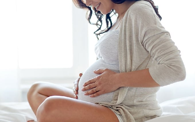 'Chuyện ấy' trong thai kỳ: Những điều mẹ bầu cần biết để gắn kết yêu thương