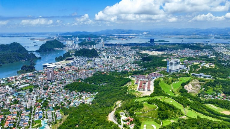 Quảng Ninh được công nhận đạt tiêu chí đô thị loại I