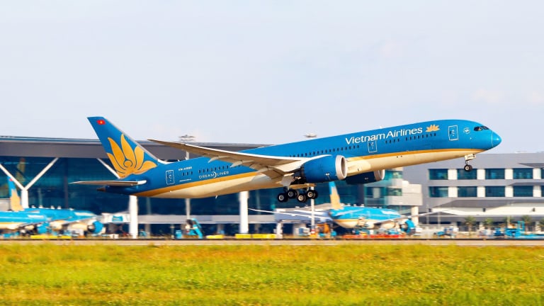 Điều gì giúp Vietnam Airlines vào Top 10 thương hiệu mạnh nhất Việt Nam? 