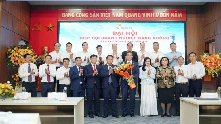 Lãnh đạo Vietnam Airlines được bầu làm Chủ tịch Hiệp hội Doanh nghiệp Hàng không