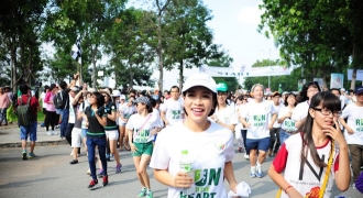 Mỹ Linh, Bảo Trâm chạy bộ gây quỹ cho trẻ bệnh tim