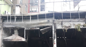 Hà Nội: Cháy lớn tại quán ăn trên đường Nguyễn Văn Huyên