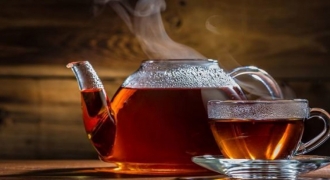 Uống trà nóng hàng ngày làm tăng 90% nguy cơ ung thư thực quản