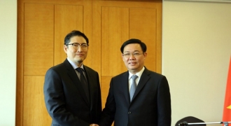 Phó Thủ tướng Vương Đình Huệ làm việc với các Tập đoàn Hàn Quốc đầu tư hàng tỷ USD tại Việt Nam