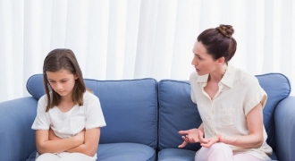 7 sai lầm cha mẹ vô tình khuyến khích hành vi xấu ở trẻ