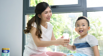 “Né” rối loạn tiêu hóa cho con, mẹ hãy chọn sữa có đạm tự nhiên
