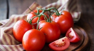 Điều gì xảy ra khi ăn cà chua mỗi ngày?