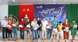 Quỹ Nhà chung trao quà cho những gia đình khó khăn tại tỉnh An Giang