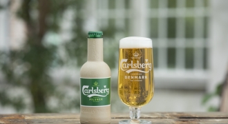 Carlsberg tiến gần hơn tới việc hiện thực hoá chai bia “giấy