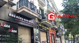 Hàng loạt cửa hàng tại Hà Nội đóng cửa phòng dịch COVID-19