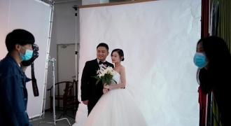 Các cặp đôi Vũ Hán háo hức làm đám cưới sau phong tỏa