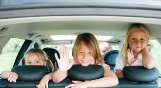 6 yếu tố cần thiết trên xe hơi khi gia đình có trẻ nhỏ