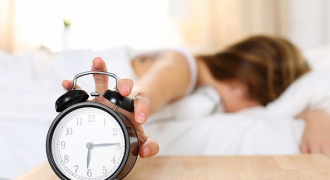 7 thói quen buổi sáng gây hại sức khỏe