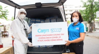Diana Unicharm ủng hộ các bệnh viện Đà Nẵng hơn 325.000 nghìn miếng tã giấy