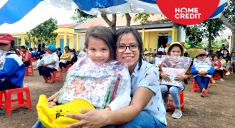 Home Credit Việt Nam hỗ trợ cho học sinh tại Đắk Lắk
