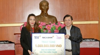 Tập đoàn TH ủng hộ 1 tỉ đồng giúp đồng bào vùng lũ miền Trung