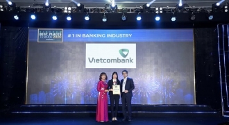 Vietcombank 5 năm liên tiếp là ngân hàng có môi trường làm việc tốt nhất Việt Nam
