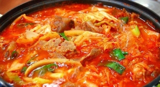 Bí quyết nấu canh kim chi thịt bò chuẩn vị truyền thống Hàn Quốc