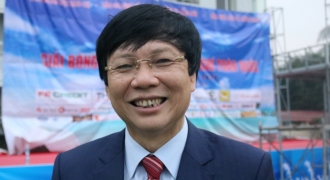 Nhà báo Hồ Quang Lợi: 