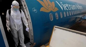 Vietnam Airlines xin lỗi việc nam tiếp viên không tuân thủ cách ly COVID-19
