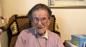 Cụ bà 107 tuổi gửi tâm thư cho cả thế giới, thu hút 43.000 lượt chia sẻ