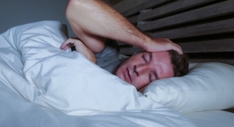4 biểu hiện bất thường khi ngủ cảnh báo nguy cơ đột quỵ