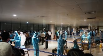 Phát hiện 4 ca nghi nhiễm COVID-19 mới ở sân bay Tân Sơn Nhất