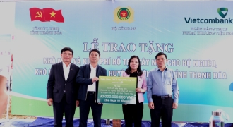 Vietcombank tài trợ 30 tỷ đồng xây nhà cho hộ nghèo tại huyện Mường Lát, Thanh Hóa