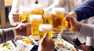 5 điều cấm kỵ, dễ gây đột tử khi uống bia trong mùa nóng