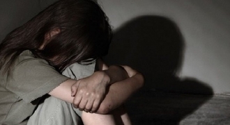 Nỗi lo xâm hại tình dục qua mạng: Cha mẹ làm gì để bảo vệ con?