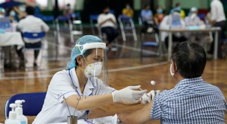 13 nhóm đối tượng tại Hà Nội được ưu tiên tiêm vắc xin Covid-19