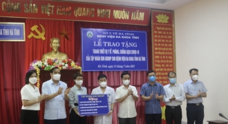 Sun Group tặng trang thiết bị y tế phòng chống dịch Covid-19 trị giá hơn 31 tỷ đồng cho Hà Tĩnh 