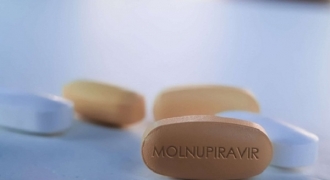 Thuốc kháng virus Molnupiravir: Hy vọng mới chấm dứt đại dịch Covid-19