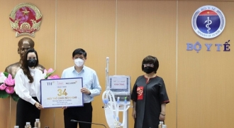 BAC A BANK trao tặng 34 máy thở phục vụ hồi sức tích cực bệnh nhân Covid-19 nặng